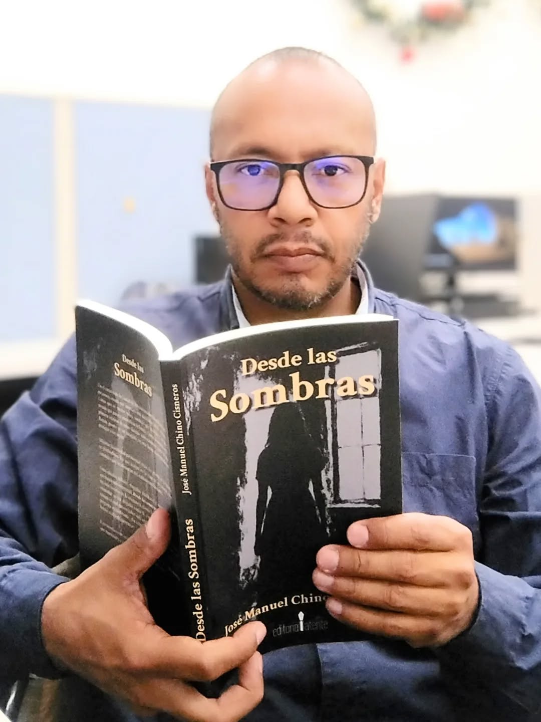 Desde las sombras
¡Próximamente a la venta!
#desdelassombrasnovela #nuevaliteratura #queleer #noveladeterror #bookstagramespañol